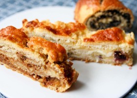 Beigli / Túros, diós, mákos patkó (kalács)